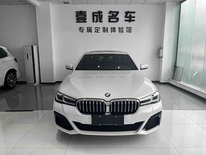 Фото 2 - BMW 5 Series