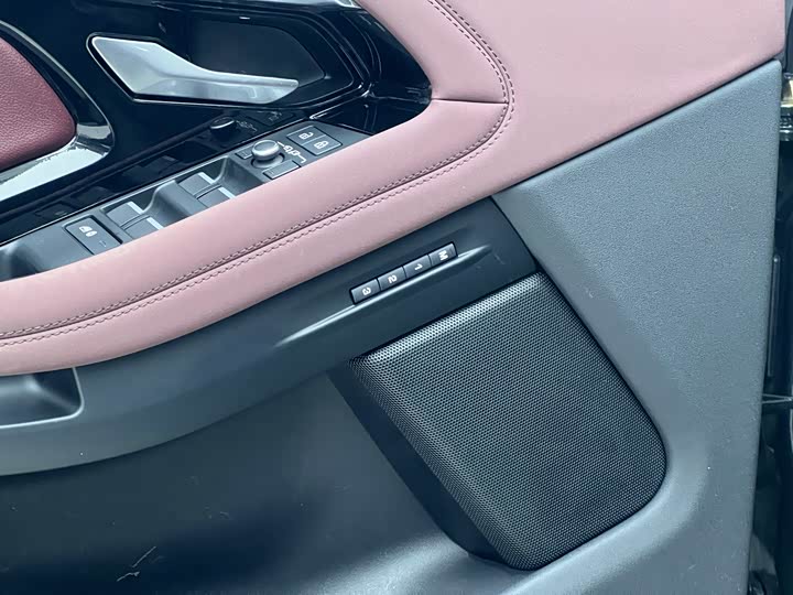 Фото 13 - Land Rover Range Rover Evoque L