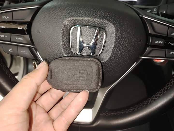 Фото 12 - Honda Accord