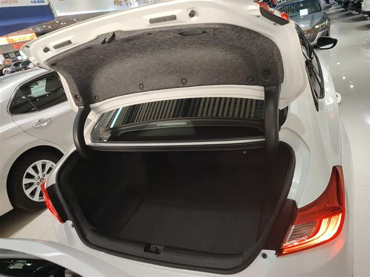 Фото 22 - Honda Accord