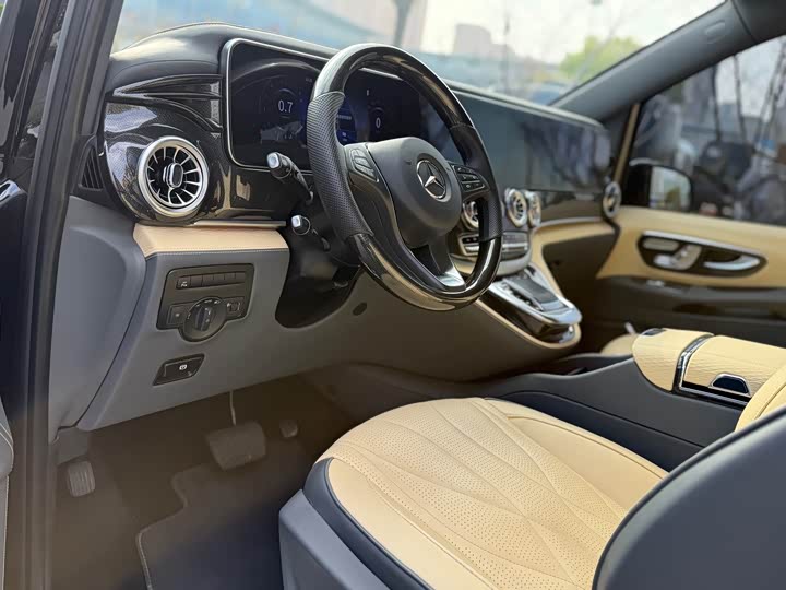 Фото 4 - Mercedes-Benz Vito