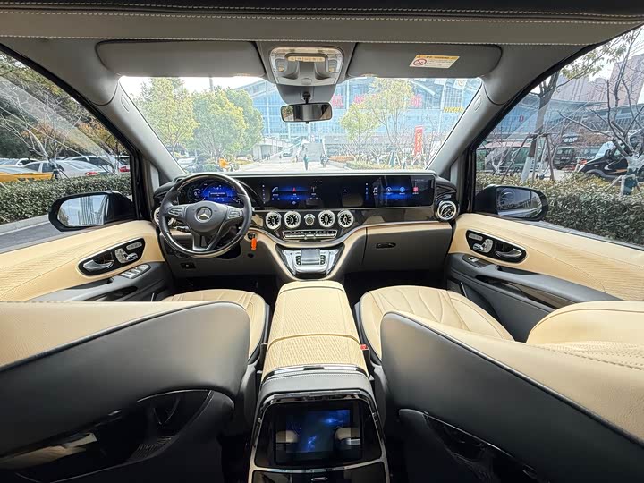 Фото 9 - Mercedes-Benz Vito