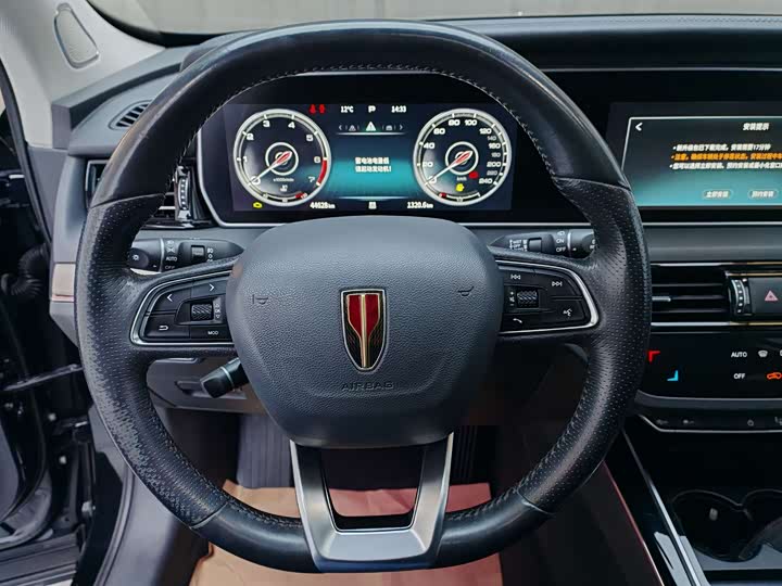 Фото 16 - Hongqi HS5