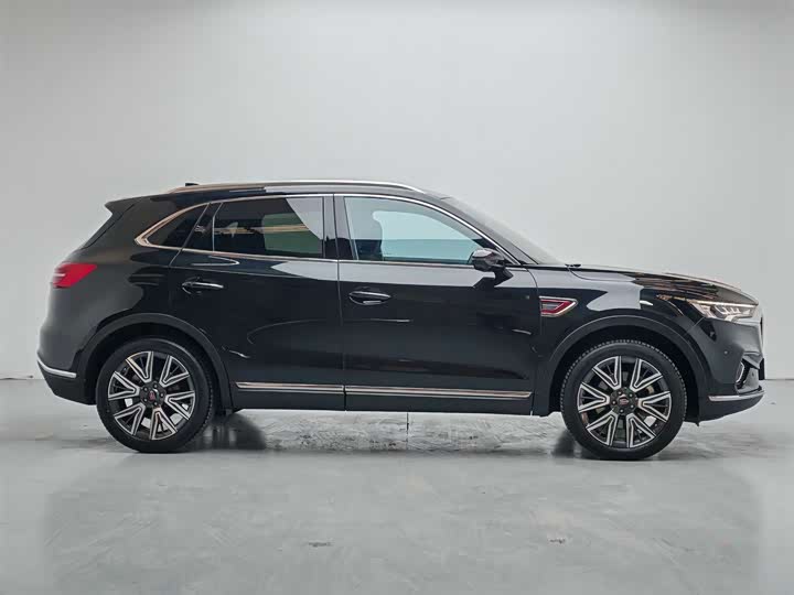 Фото 19 - Hongqi HS5