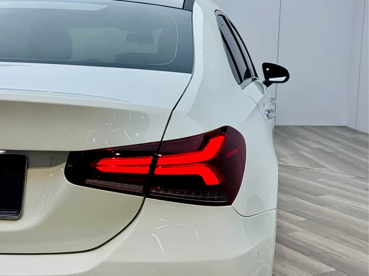 Фото 13 - Mercedes-Benz A-Class