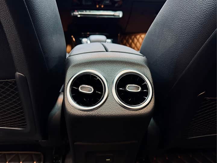 Фото 17 - Mercedes-Benz A-Class