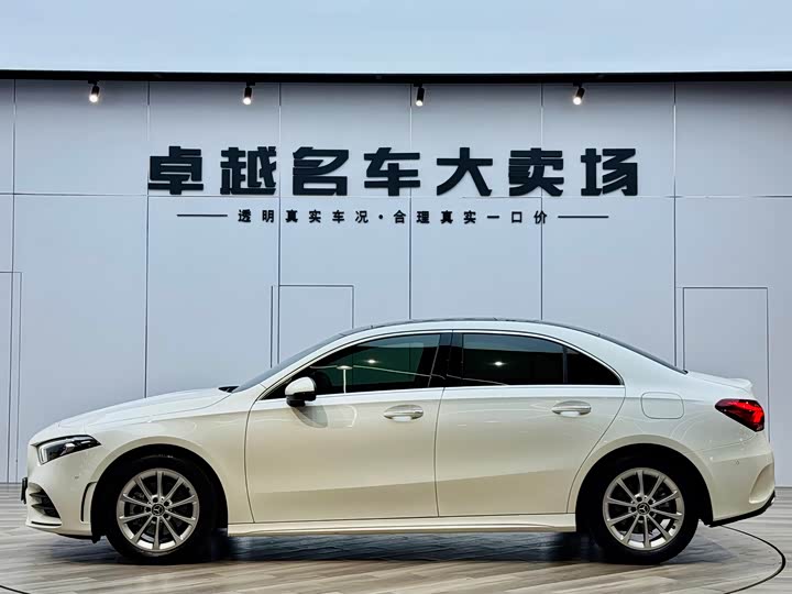 Фото 26 - Mercedes-Benz A-Class