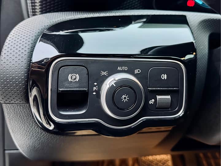 Фото 6 - Mercedes-Benz A-Class