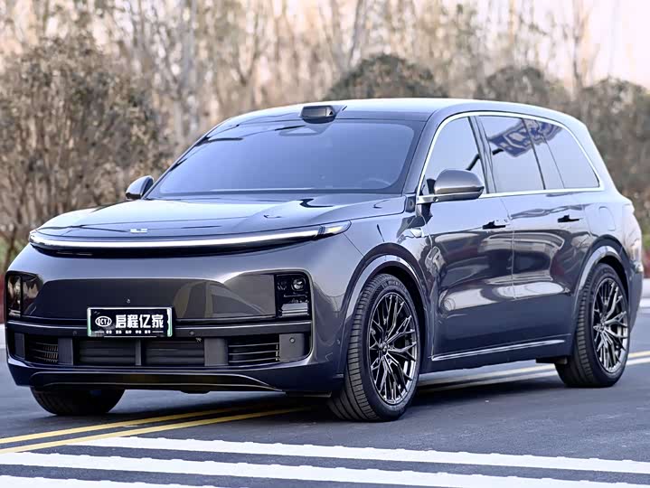 Фото 1 - LiXiang L9