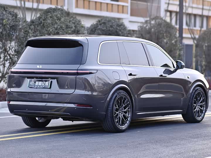 Фото 17 - LiXiang L9