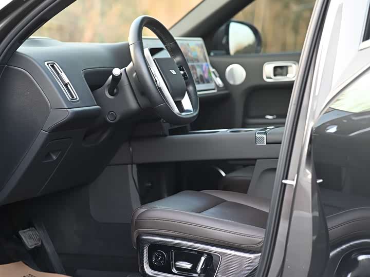 Фото 4 - LiXiang L9