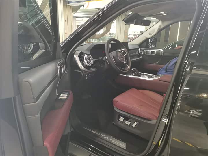 Фото 16 - Tank 400 Hybrid