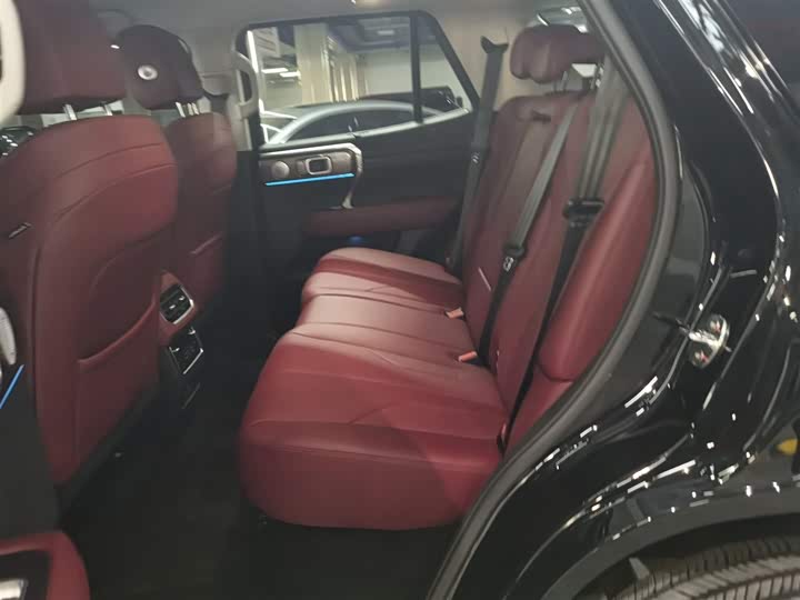 Фото 17 - Tank 400 Hybrid