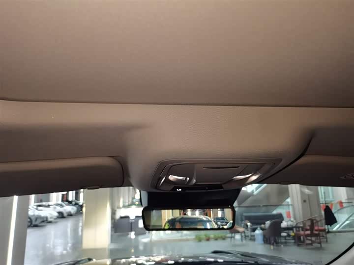 Фото 18 - Tank 400 Hybrid