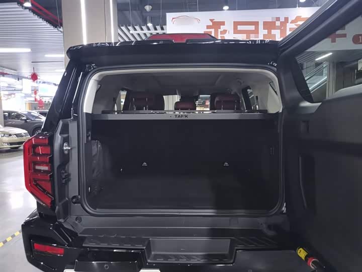 Фото 19 - Tank 400 Hybrid