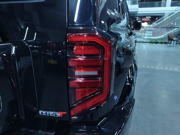 Фото 8 - Tank 400 Hybrid