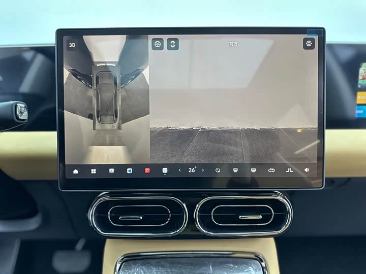 Фото 14 - Leapmotor C11