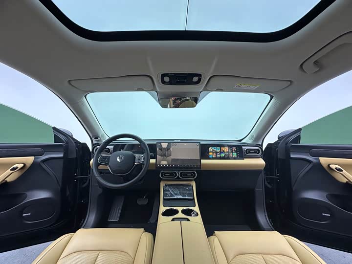 Фото 9 - Leapmotor C11