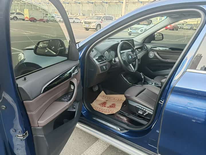 Фото 11 - BMW X1