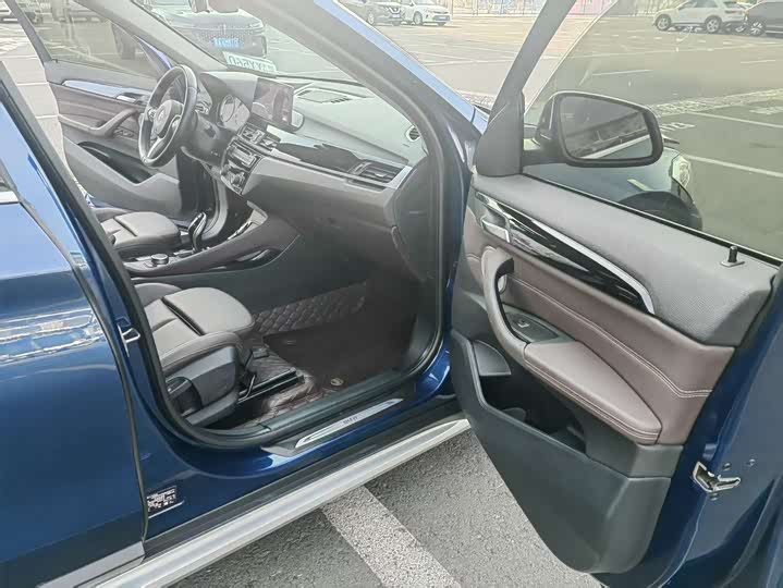 Фото 24 - BMW X1