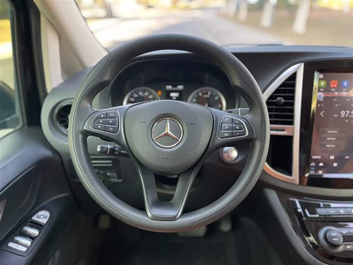 Фото 19 - Mercedes-Benz Vito