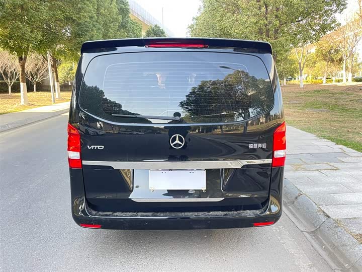 Фото 6 - Mercedes-Benz Vito
