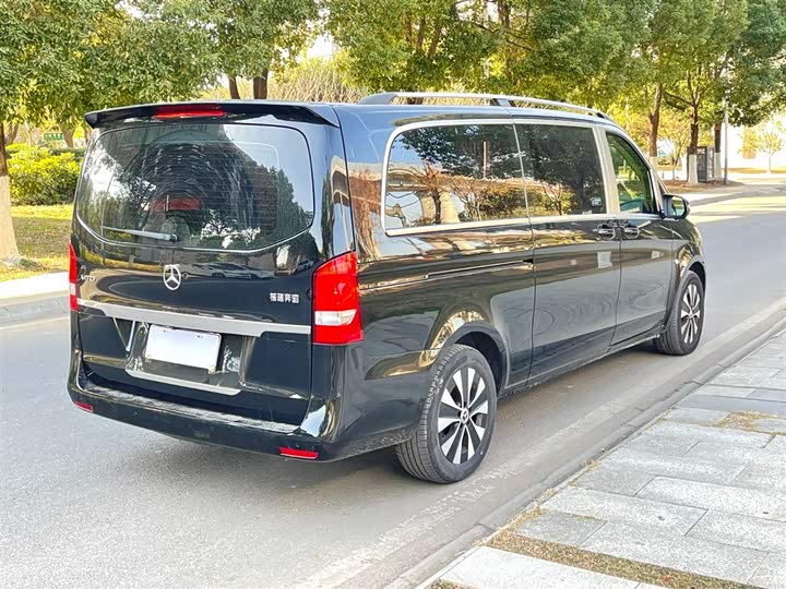 Фото 7 - Mercedes-Benz Vito