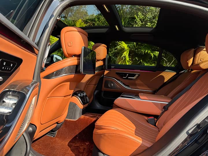 Фото 6 - Mercedes-Benz S-Class