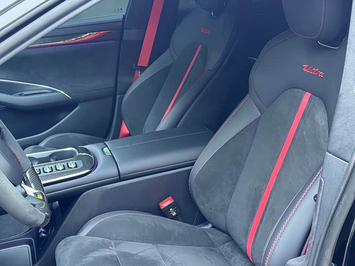 Фото 7 - Xiaomi SU7 Ultra