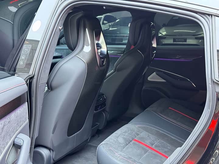 Фото 9 - Xiaomi SU7 Ultra