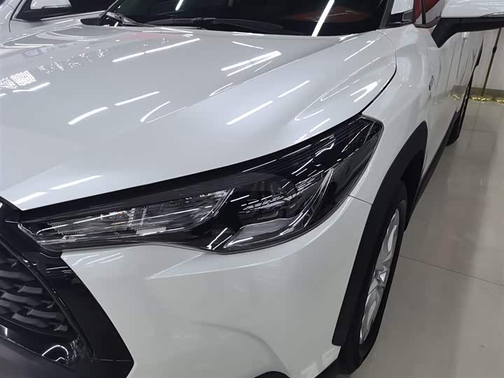 Фото 24 - Toyota Corolla Cross