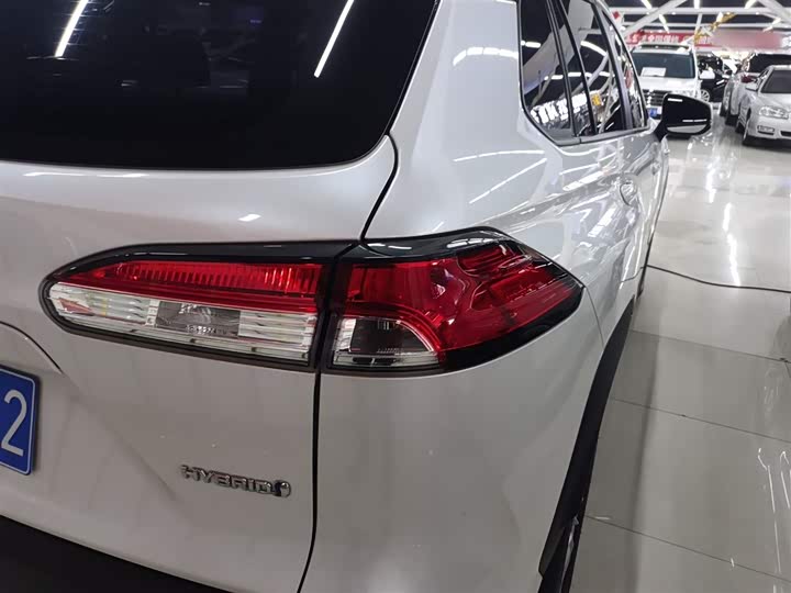 Фото 8 - Toyota Corolla Cross