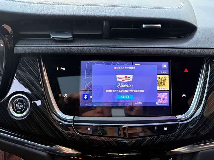 Фото 22 - Cadillac XT6