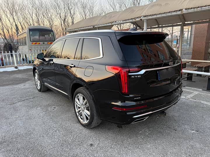 Фото 7 - Cadillac XT6