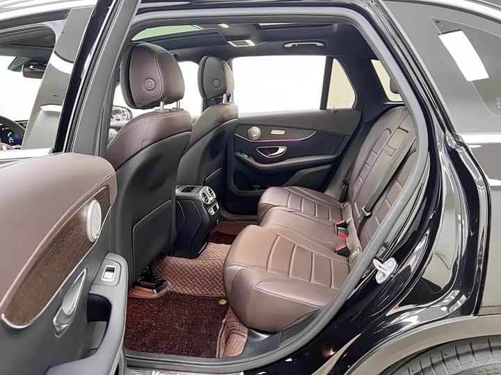 Фото 14 - Mercedes-Benz GLC-Class