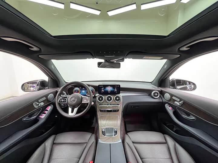 Фото 16 - Mercedes-Benz GLC-Class