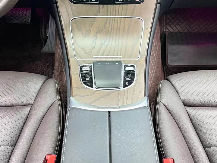 Фото 20 - Mercedes-Benz GLC-Class