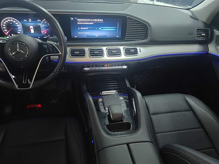 Фото 13 - Mercedes-Benz GLE-Class