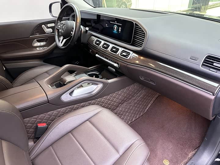 Фото 14 - Mercedes-Benz GLE-Class