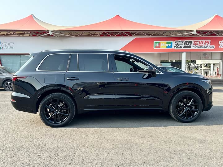 Фото 12 - LiXiang One