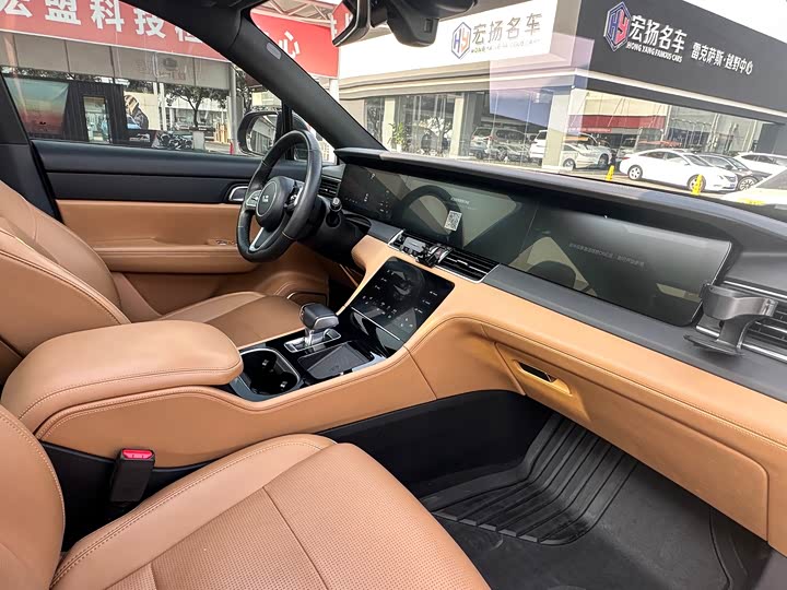 Фото 19 - LiXiang One