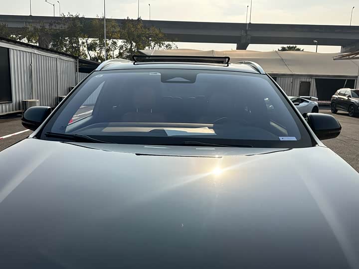 Фото 29 - LiXiang One