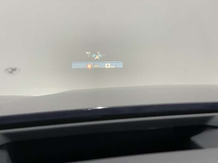 Фото 16 - BMW XM