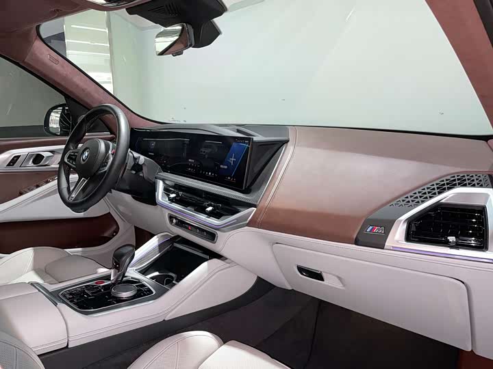 Фото 20 - BMW XM