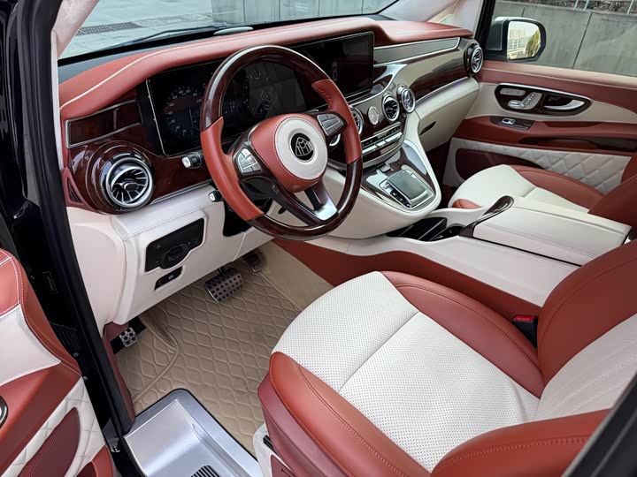 Фото 11 - Mercedes-Benz Vito