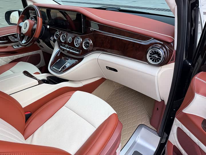 Фото 13 - Mercedes-Benz Vito