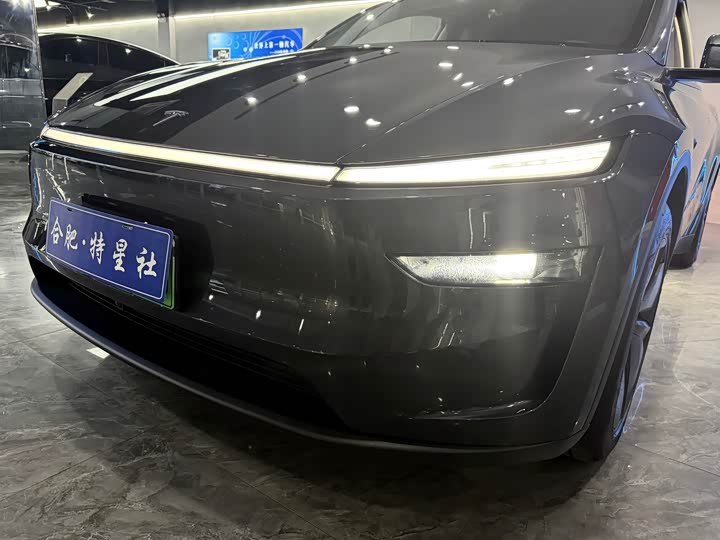 Фото 17 - Tesla Model Y