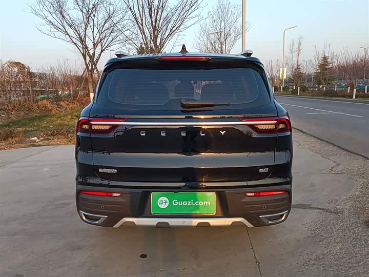 Фото 6 - Geely Okavango