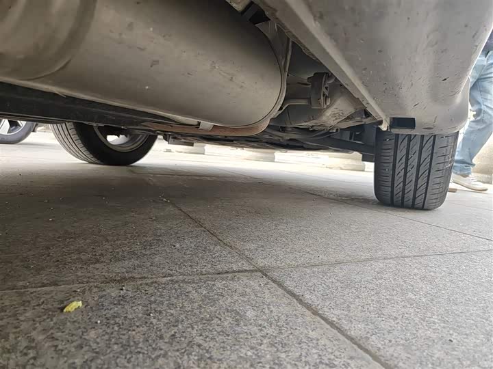 Фото 16 - Honda Vezel