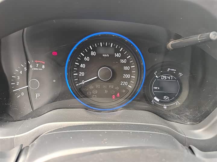 Фото 4 - Honda Vezel